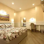 Chez Noel 4*